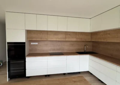 Návrh obývacího pokoje s kuchyní